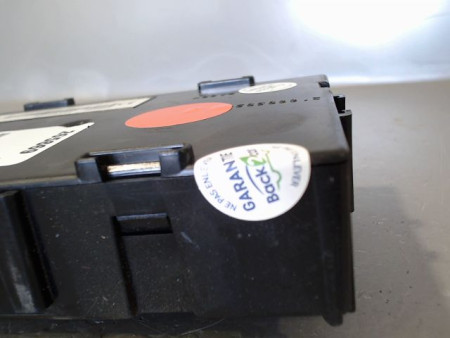 BOITIER GESTION HABITACLE RENAULT CLIO