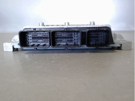 CALCULATEUR MOTEUR FORD S-MAX