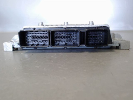 CALCULATEUR MOTEUR FORD S-MAX