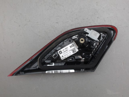 FEU ARRIERE INTERIEUR DROIT OPEL CORSA