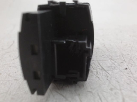 BOUTON DE WARNING B.M.W. SERIE 2