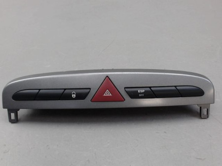 BOUTON DE WARNING PEUGEOT 308