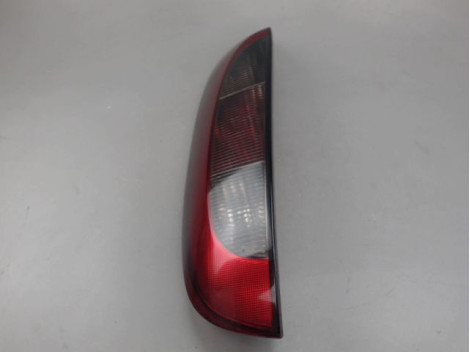 FEU ARRIERE GAUCHE  OPEL CORSA