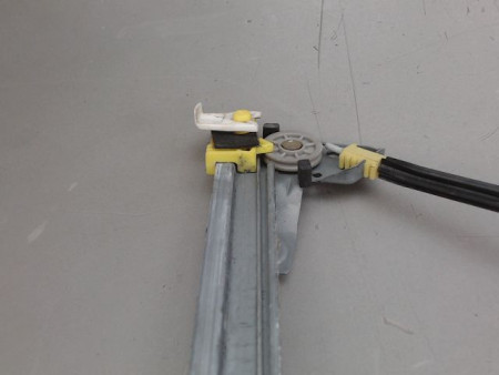 MECANISME LEVE-GLACE AVANT DROIT RENAULT MEGANE