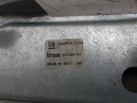 MECANISME LEVE-GLACE ARRIERE DROIT VAUXHALL ASTRA