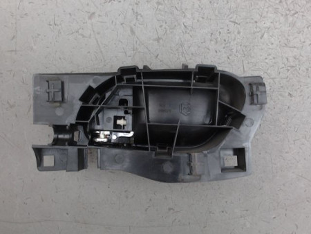 POIGNEE INTERIEURE PORTE AVANT DROIT PEUGEOT 208