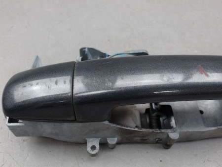 POIGNEE EXTERIEURE PORTE AVANT DROIT PEUGEOT 208