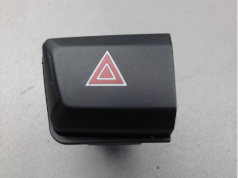 BOUTON DE WARNING PEUGEOT 208