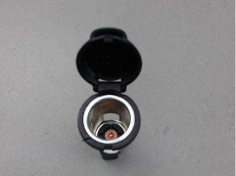 ALLUME CIGARE PEUGEOT 208