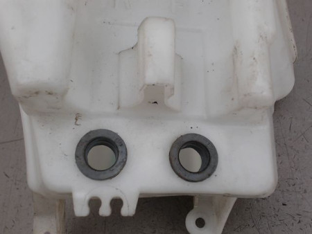 RESERVOIR LAVE-GLACE AVANT TOYOTA YARIS