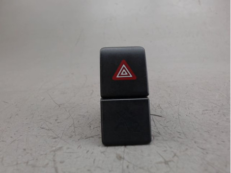 BOUTON DE WARNING OPEL AGILA