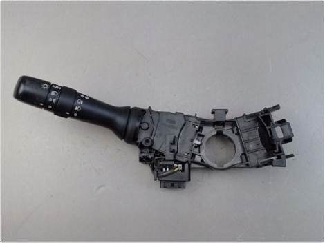 COMMANDE CLIGNOTANT TOYOTA AURIS 2007-2010