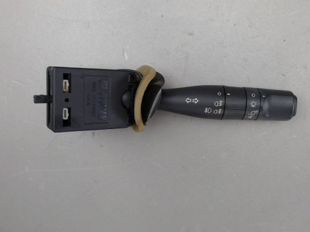 COMMANDE CLIGNOTANT PEUGEOT 206