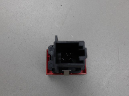 BOUTON DE WARNING VOLKSWAGEN POLO