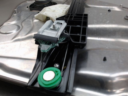 MECANISME LEVE-GLACE ARRIERE DROIT MERCEDES CLASSE C