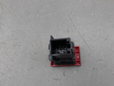 BOUTON DE WARNING VOLKSWAGEN POLO