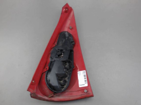 FEU ARRIERE GAUCHE  PEUGEOT 107