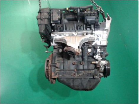 MOTEUR ESSENCE DACIA SANDERO 08-12 1.2 16V