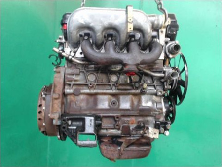 MOTEUR DIESEL RENAULT TRAFIC BUS CONFORT 95-2000 2.5 D