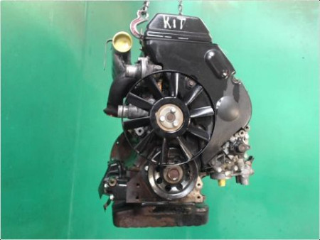 MOTEUR DIESEL RENAULT TRAFIC BUS CONFORT 95-2000 2.5 D