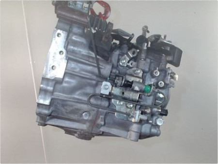BOITE A VITESSE MECANIQUE TOYOTA AVENSIS 2.2 D-4D 
