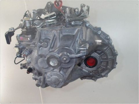 BOITE A VITESSE MECANIQUE TOYOTA AVENSIS 2.2 D-4D 