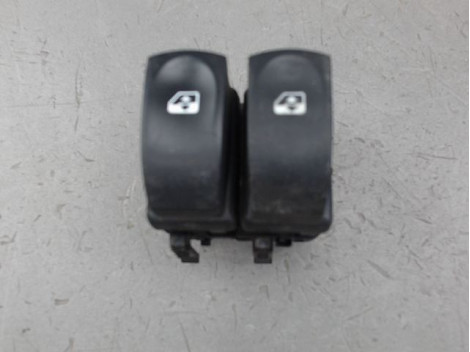 COMMANDE LEVE-GLACE PORTE AVG RENAULT CLIO