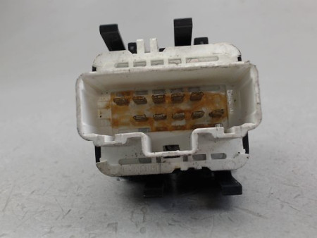 COMMANDE LEVE-GLACE PORTE AVG RENAULT CLIO
