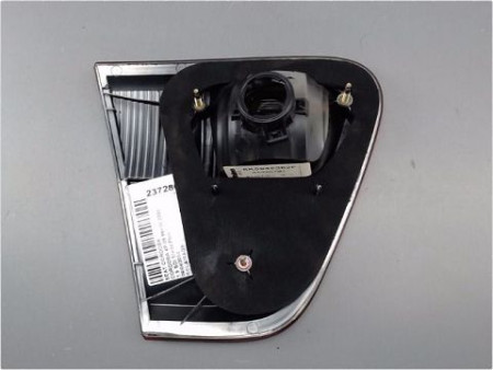 FEU ARRIERE INTERIEUR DROIT SEAT CORDOBA 99-2002