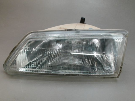 PHARE GAUCHE PEUGEOT 106