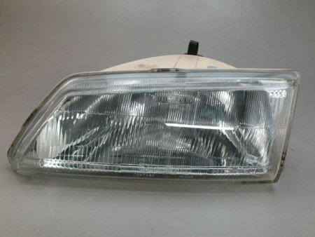 PHARE GAUCHE PEUGEOT 106