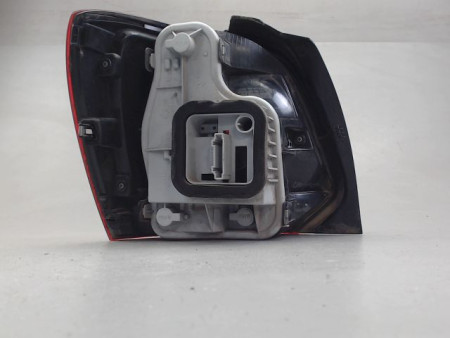 FEU ARRIERE DROIT VOLKSWAGEN POLO