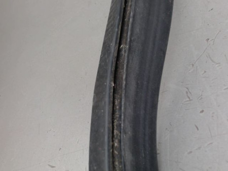 JOINT CAPOT MERCEDES GLA