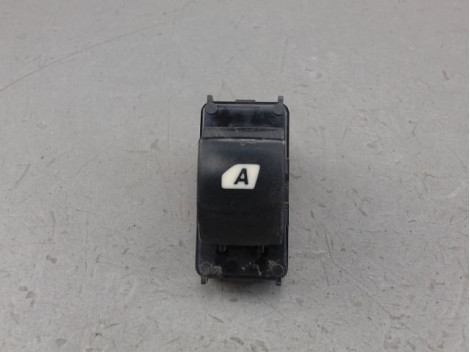 COMMANDE LEVE-GLACE PORTE AVG PEUGEOT PARTNER