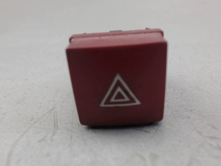 BOUTON DE WARNING PEUGEOT 207
