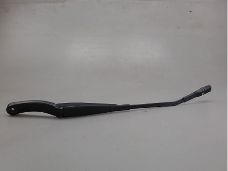BRAS ESSUIE-GLACE AVANT GAUCHE AUDI A3