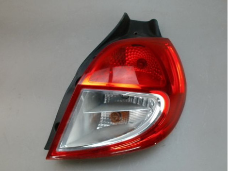 FEU ARRIERE DROIT RENAULT CLIO
