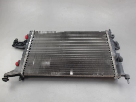 RADIATEUR OPEL CORSA