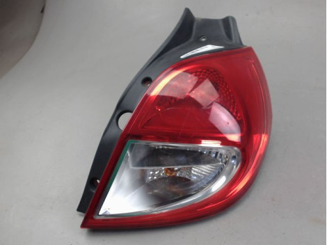 FEU ARRIERE DROIT RENAULT CLIO