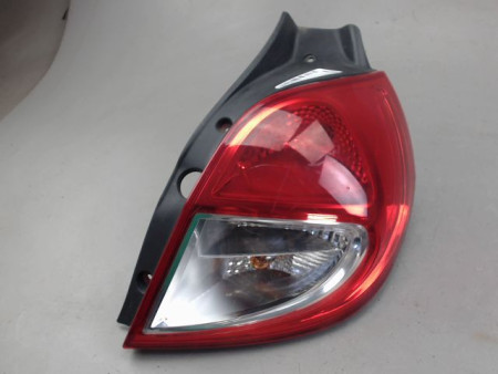 FEU ARRIERE DROIT RENAULT CLIO
