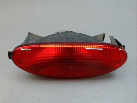 FEU BROUILLARD CENTRAL ARRIERE PEUGEOT 206