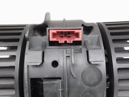 MOTEUR VENTILATEUR CHAUFFAGE RENAULT MEGANE