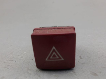 BOUTON DE WARNING PEUGEOT 207