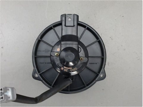 MOTEUR VENTILATEUR CHAUFFAGE TOYOTA RAV4