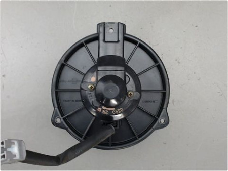 MOTEUR VENTILATEUR CHAUFFAGE TOYOTA RAV4