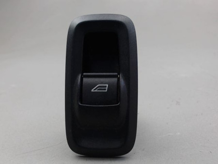 COMMANDE LEVE-GLACE PORTE AVD FORD FIESTA