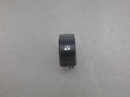 COMMANDE LEVE-GLACE PORTE AVD RENAULT KANGOO