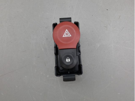 BOUTON DE WARNING RENAULT KANGOO