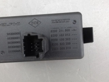 BOUTON DE WARNING RENAULT KANGOO
