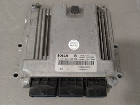CALCULATEUR MOTEUR RENAULT TRAFIC II L2H2 1200KG 2006-